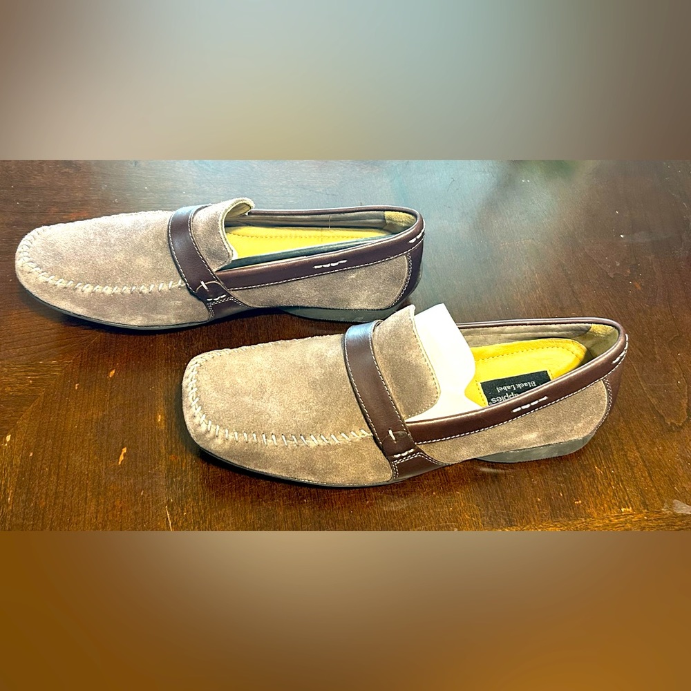 Men’s new Hush Puppies.